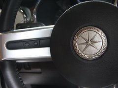 2010款 3.7L自动 敞篷版