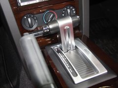 2010款 3.7L自动 敞篷版