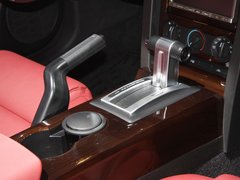 2010款 3.7L自动 敞篷版