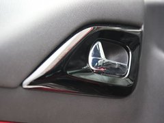 2012款 1.6L 自动 至尊版