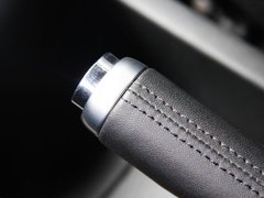 2012款 1.6L 自动 至尊版