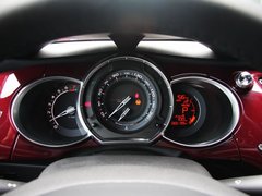 2012款 1.6L 自动 至尊版