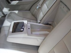 2011款 2.0L 自动 尊贵型