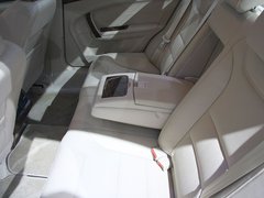 2011款 2.0L 自动 尊贵型