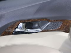 2011款 2.0L 自动 尊贵型