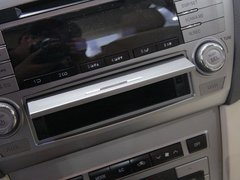 2011款 2.0L 自动 尊贵型