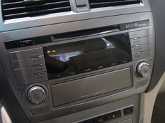 2011款 2.0L 自动 尊贵型