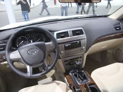 2011款 2.0L 自动 尊贵型