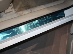 2011款 2.0L 自动 尊贵型