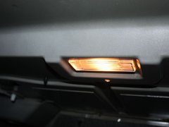 2011款 2.0L 自动 尊贵型