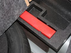 2011款 2.0L 自动 尊贵型