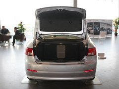 2011款 2.0L 自动 尊贵型
