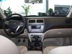 2011款 2.0L 自动 尊贵型