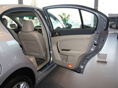 2011款 2.0L 自动 尊贵型