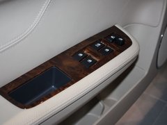 2011款 2.0L 自动 尊贵型