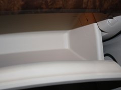 2011款 2.0L 自动 尊贵型