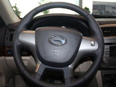 2011款 2.0L 自动 尊贵型