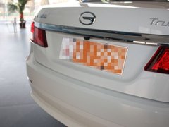 2011款 2.0L 自动 尊贵型