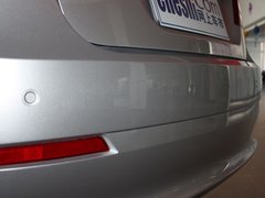 2011款 2.0L 自动 尊贵型