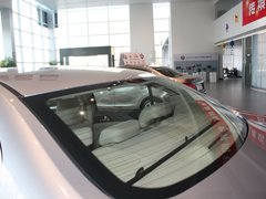 2011款 2.0L 自动 尊贵型