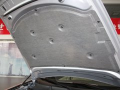 2011款 2.0L 自动 尊贵型