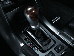 2010款 3.5L 自动 炫速版