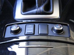 2010款 FX35 3.5L 自动 标准版