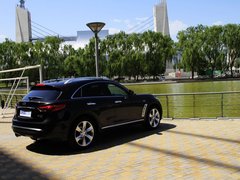 2010款 FX35 3.5L 自动 标准版