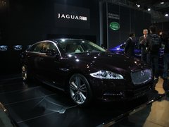 2012款 2.0T 自动 3门耀致版 4座