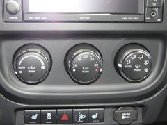 2011款 2.4 CVT 运动版 5座