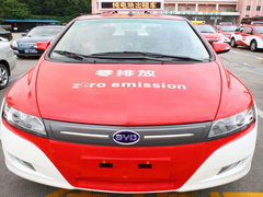 2012款  先行者 5座