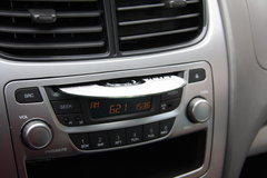 2010款 三厢 1.4SX EMT 优逸版