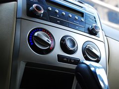 2010款 1.3L 手动 舒适型