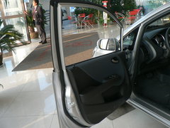 2004款 1.5L 自动 