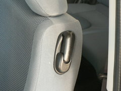2004款 1.5L 自动 