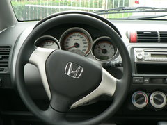 2004款 1.5L 自动 