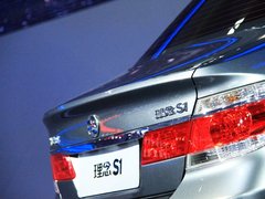 2011款 1.5L 自动 豪华版