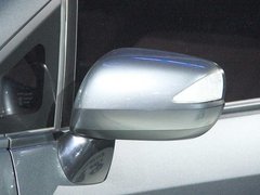 2011款 1.5L 自动 豪华版