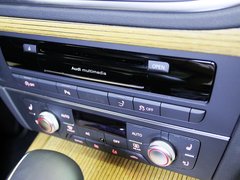 2012款 3.0 TFSI 舒适型