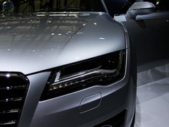 2012款 3.0 TFSI 舒适型