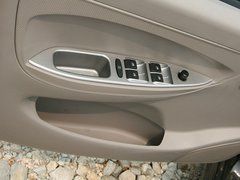 2010款 1.5L 手动 豪华型