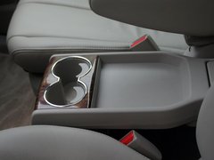 2011款 2.3 自动 至尊版 7座