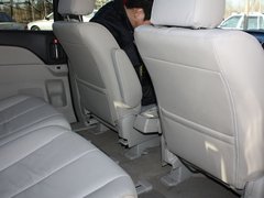 2011款 2.3 自动 至尊版 7座