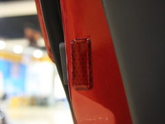 2010款 1.3L 手动 豪华版