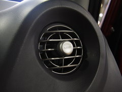 2010款 1.3L 手动 豪华版