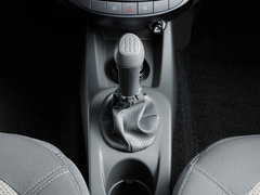 2010款 1.3L 手动 豪华版