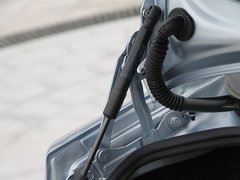2010款 2.0 自动 经典款运动型