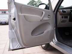 2007款 1.6L 手动 天窗版 5座