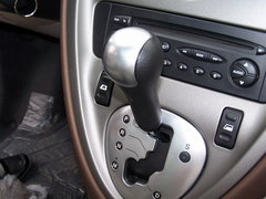 2007款 1.6L 手动 天窗版 5座