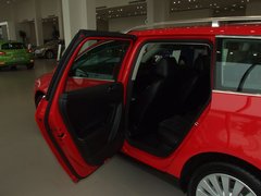 2011款 2.0T DSG 旅行版 舒适型
